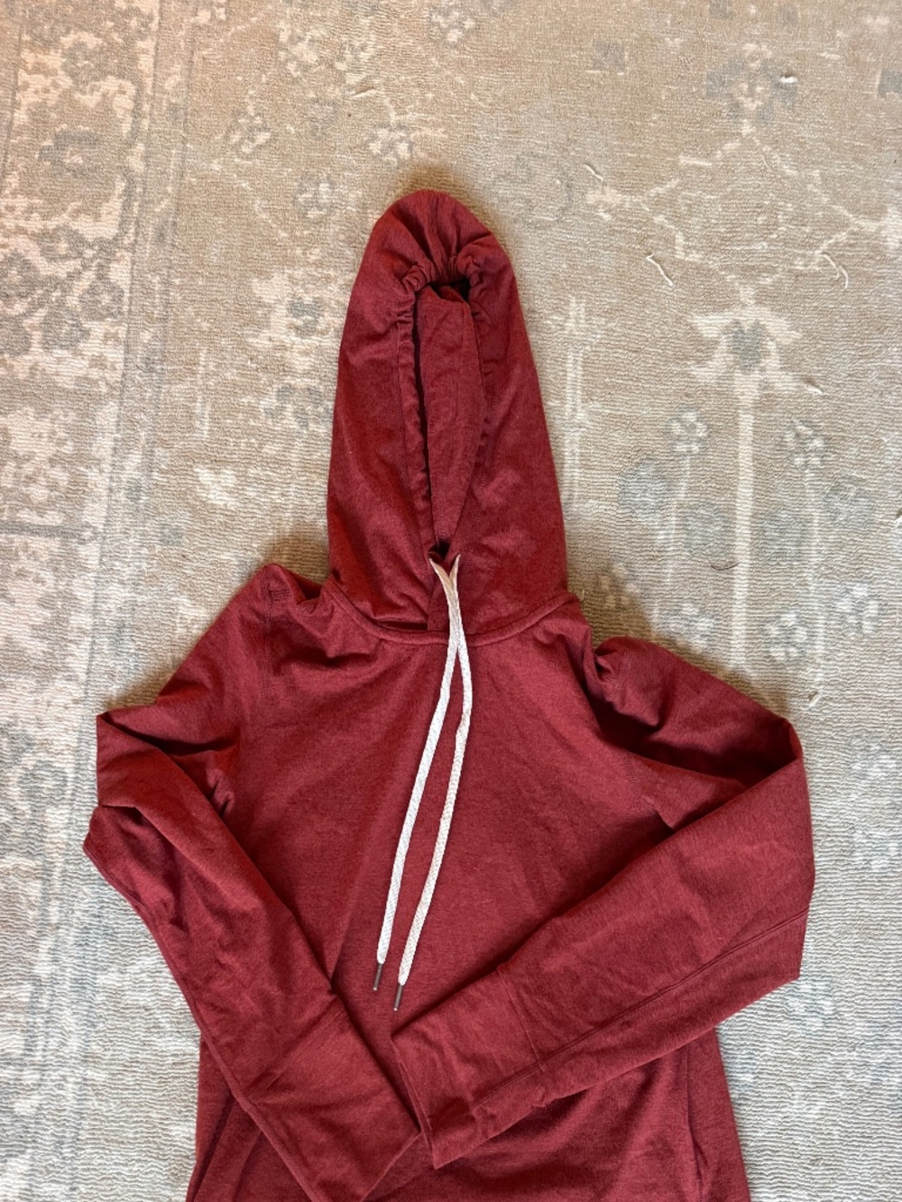 NWOT Vuori dream knit hoodie XS